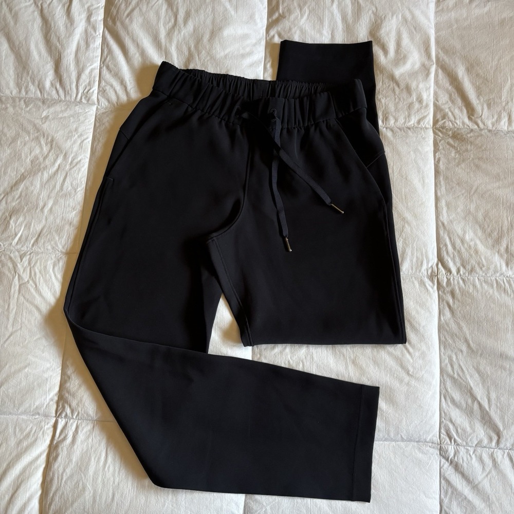 Lululemon On the Fly 7/8 Pant Woven Womens 4 Black Business Casual Office Active